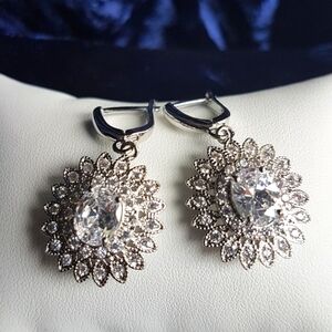 Swarovski Elements 925 Sterling Silver Clear White Flower Statement Earrings NEW